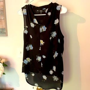 Black floral top
